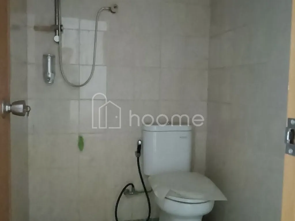 Ruko lembah hijau Lippo Cikarang, sudah renovasi siap pakai