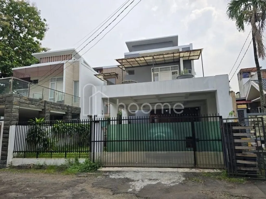 DIJUAL CEPAT RUMAH + ROOFTOP di BINTARO JAKARTA SELATAN – HM