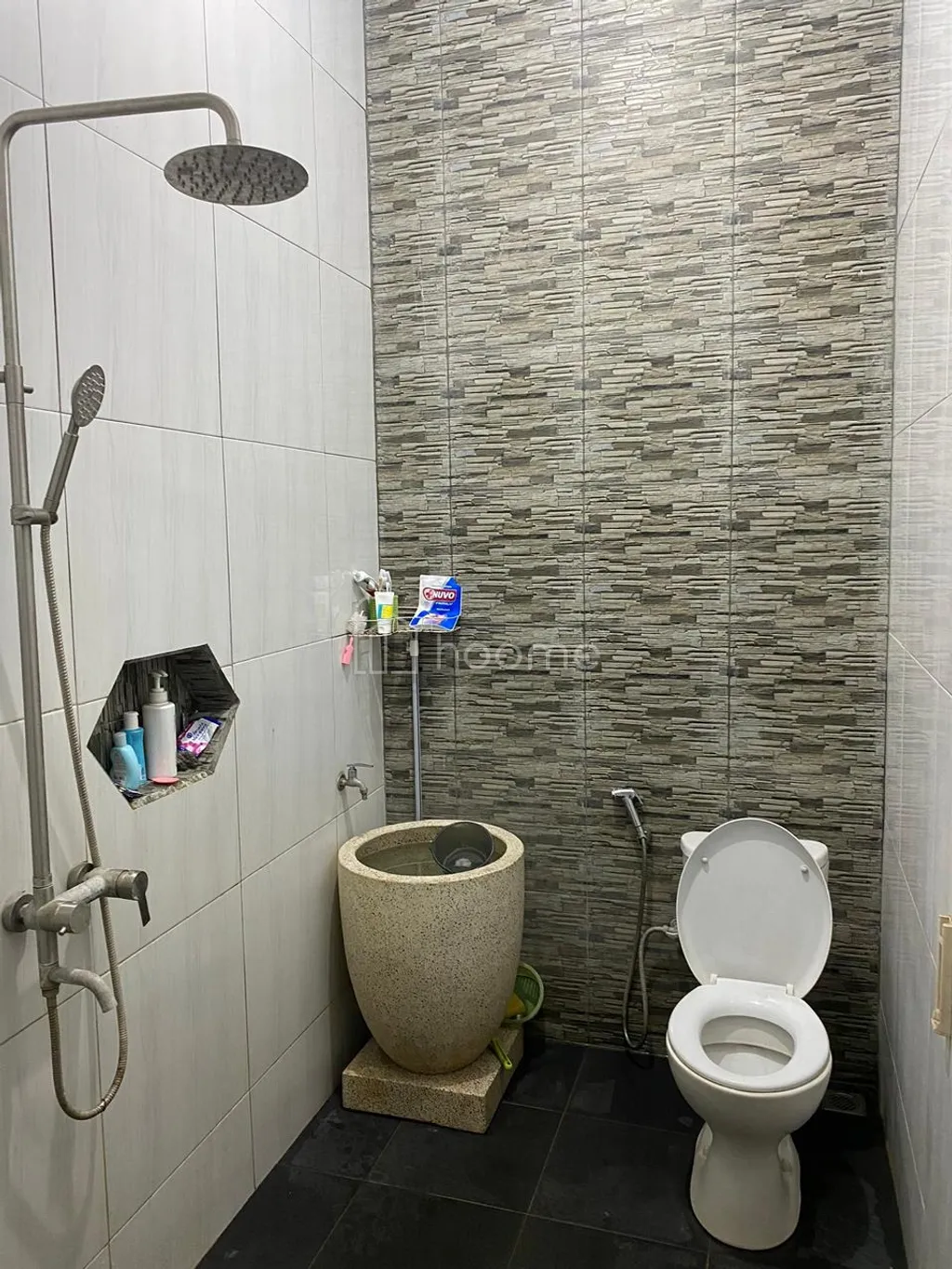 dijual rumah Perum Bumi Parerejo Indah