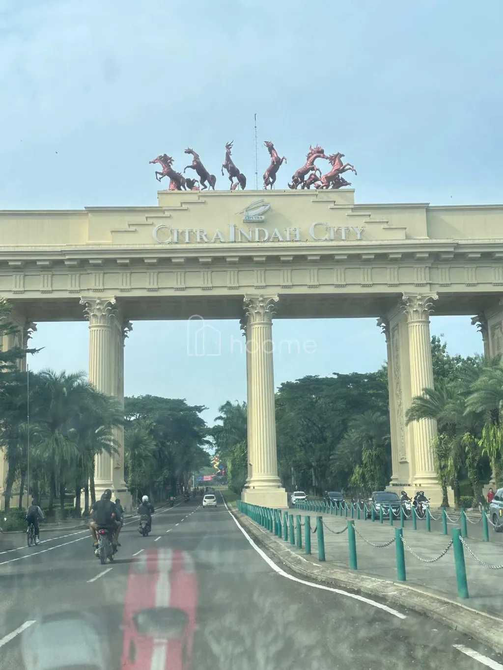 DIJUAL RUMAH MURAH HOOK STRATEGIS SIAP HUNI