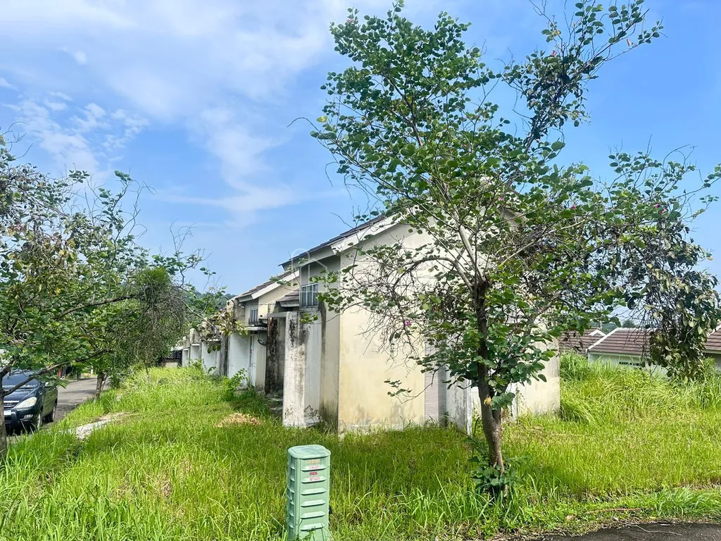 DIJUAL RUMAH MURAH HOOK STRATEGIS SIAP HUNI