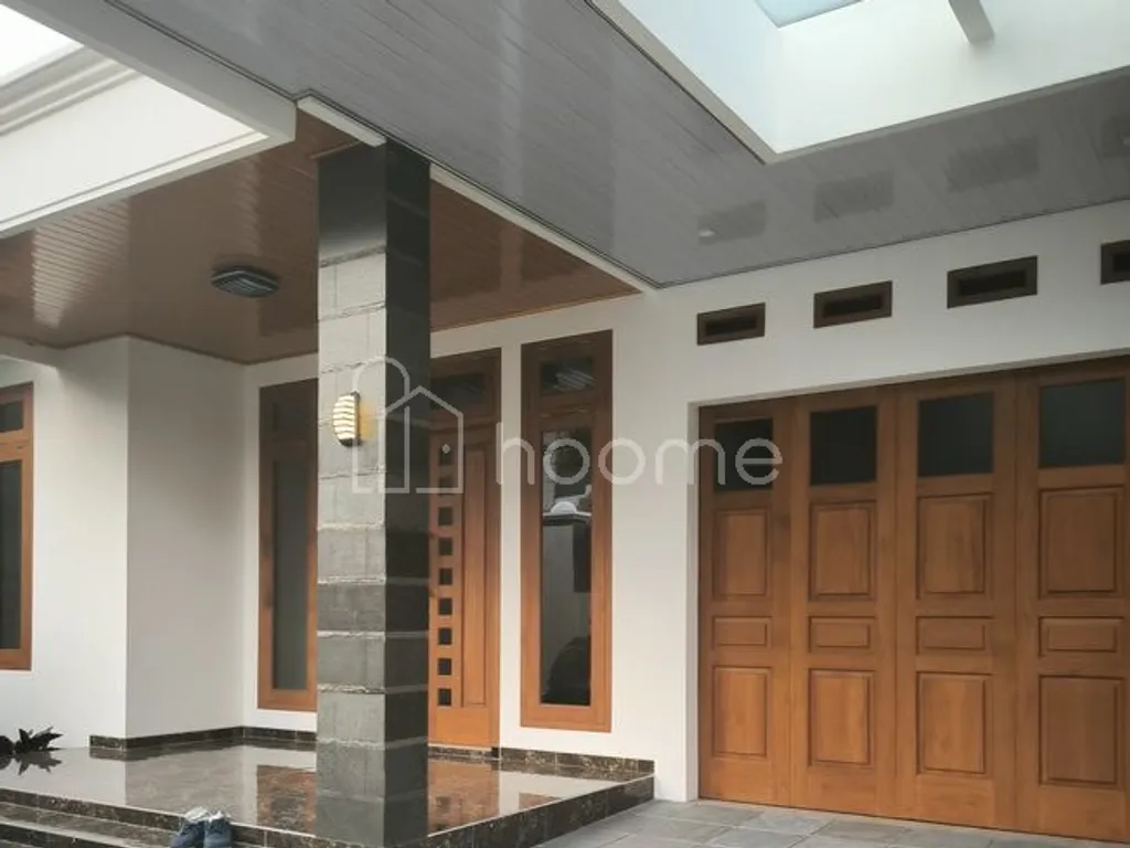 Rumah Solo dekat manahan sumber banjarsari pakel