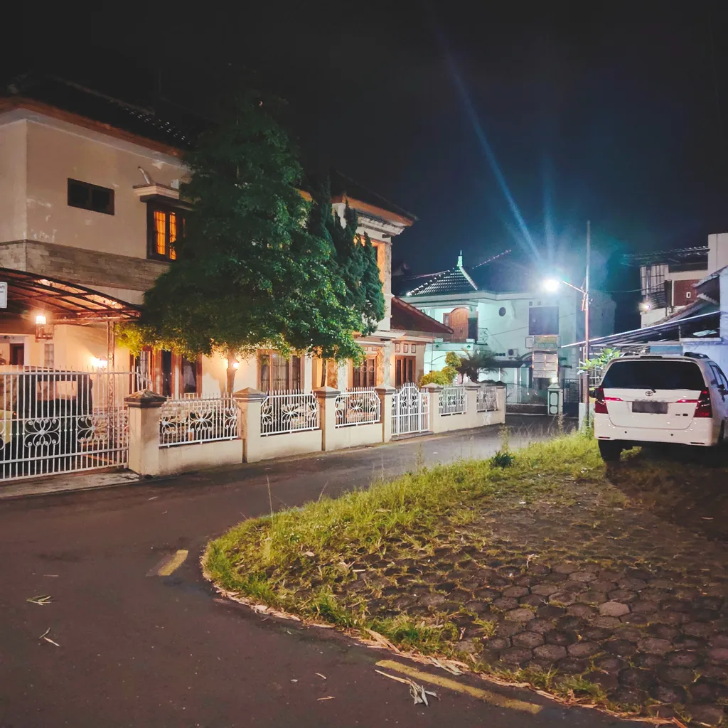 Rumah di pusat kota Salatiga.