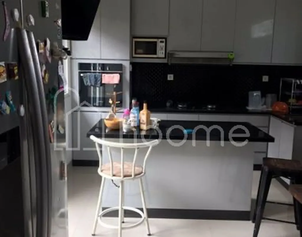 DIJUAL CEPAT RUMAH FURNISH DI BOULEVARD WIKA TAMANSARI BUKIT MUTIARA COCOK UNTUK KANTOR