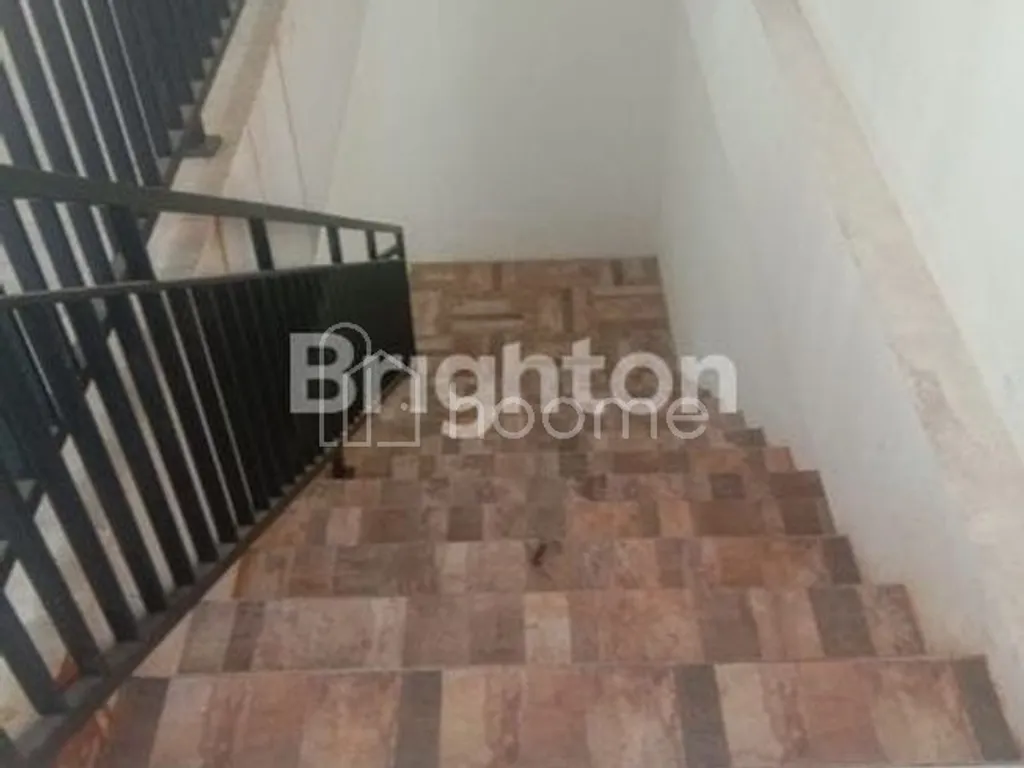 ruko 4 lantai cocok untuk usaha atau kantor di beller