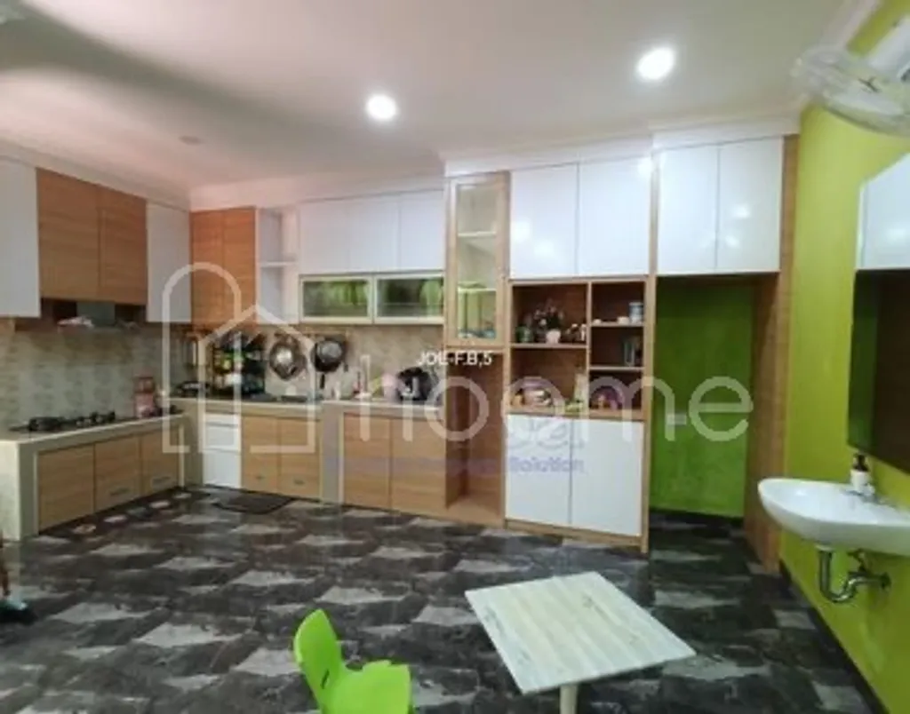 Rumah Eksklusif 2 Lantai REXPARK TERRACE Batam Centre Lokasi Premium