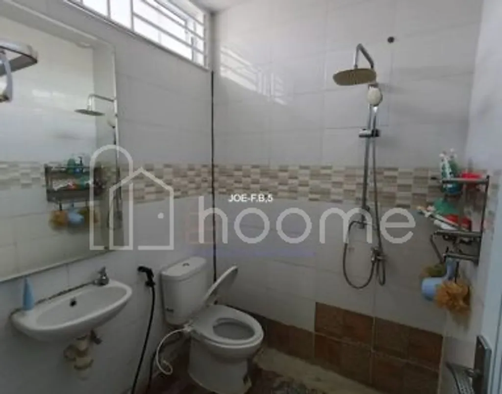 Rumah Eksklusif 2 Lantai REXPARK TERRACE Batam Centre Lokasi Premium