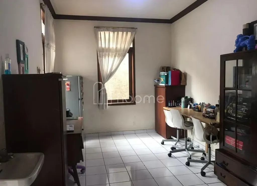 RUMAH CALSIK POSISI HOOK DI KOMPLEK TUBAGUS ISMAIL CIGADUNG SAYAP DAGO