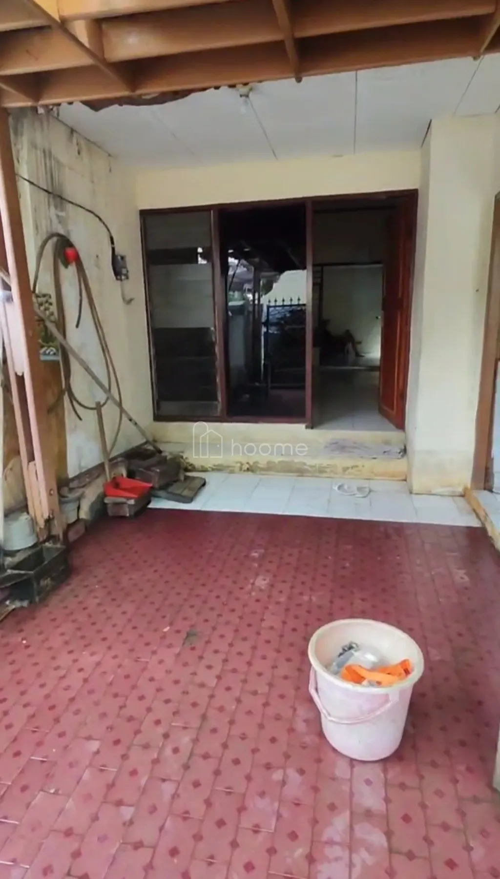 Rumah di Komplek – Lokasi SUPER Strategis!! Dekat Jalan Raya Bogor & Tol Cisalak