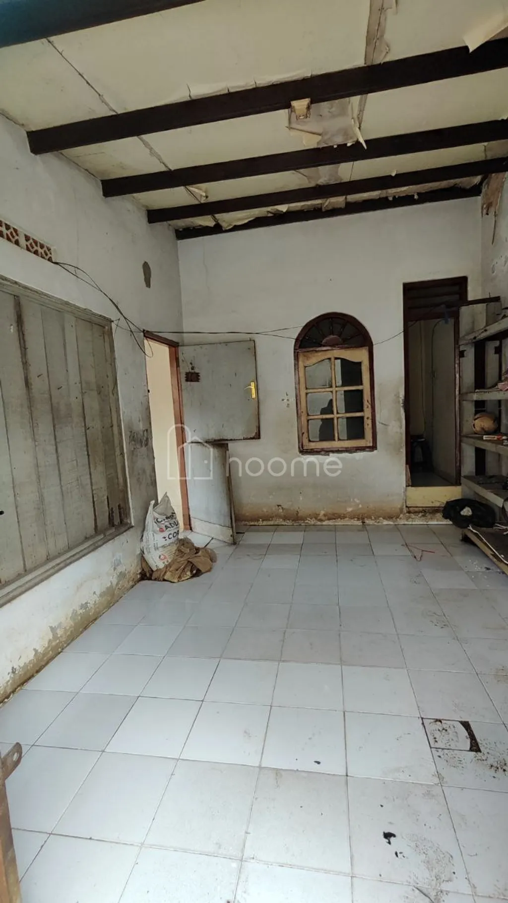 Rumah di Komplek – Lokasi SUPER Strategis!! Dekat Jalan Raya Bogor & Tol Cisalak