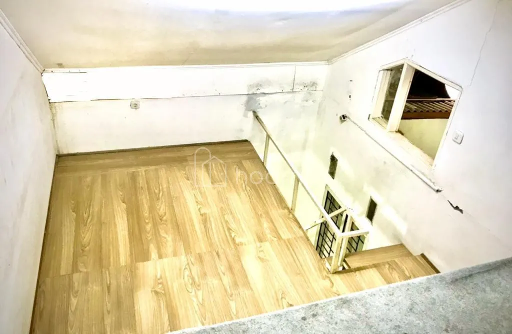 DIJUAL RUMAH SIAP HUNI – LOKASI STRATEGIS DI MERUYUNG, DEPOK