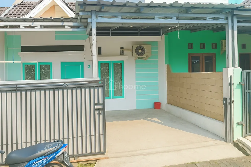 Jual rumah Oper Kredit di Bekasi Kota, Karang Satria Bebas Banjir