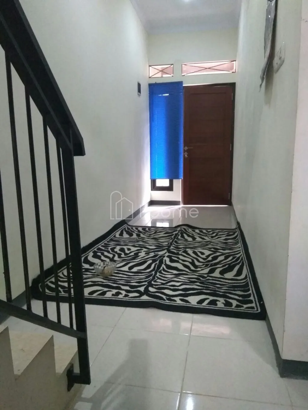 DIJUAL CEPAT‼️ Rumah 2 Lantai Siap Huni – Lokasi Strategis