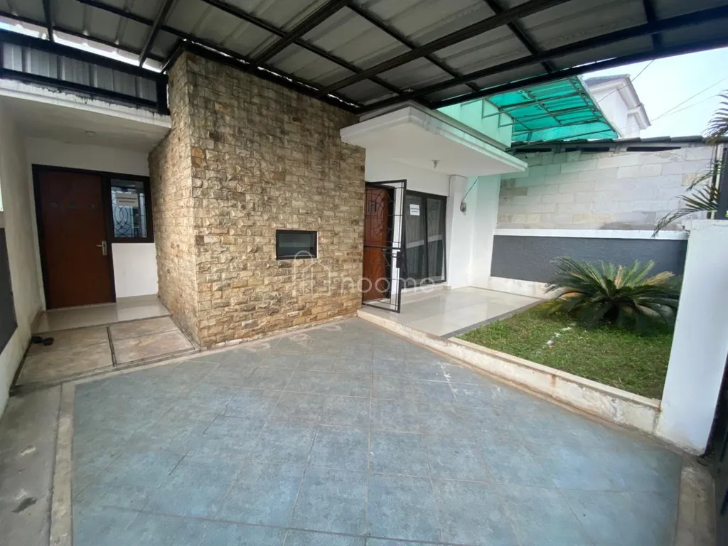 Disewakan Rumah Tinggal 2 Lantai – Akses Mudah & Lokasi Premium