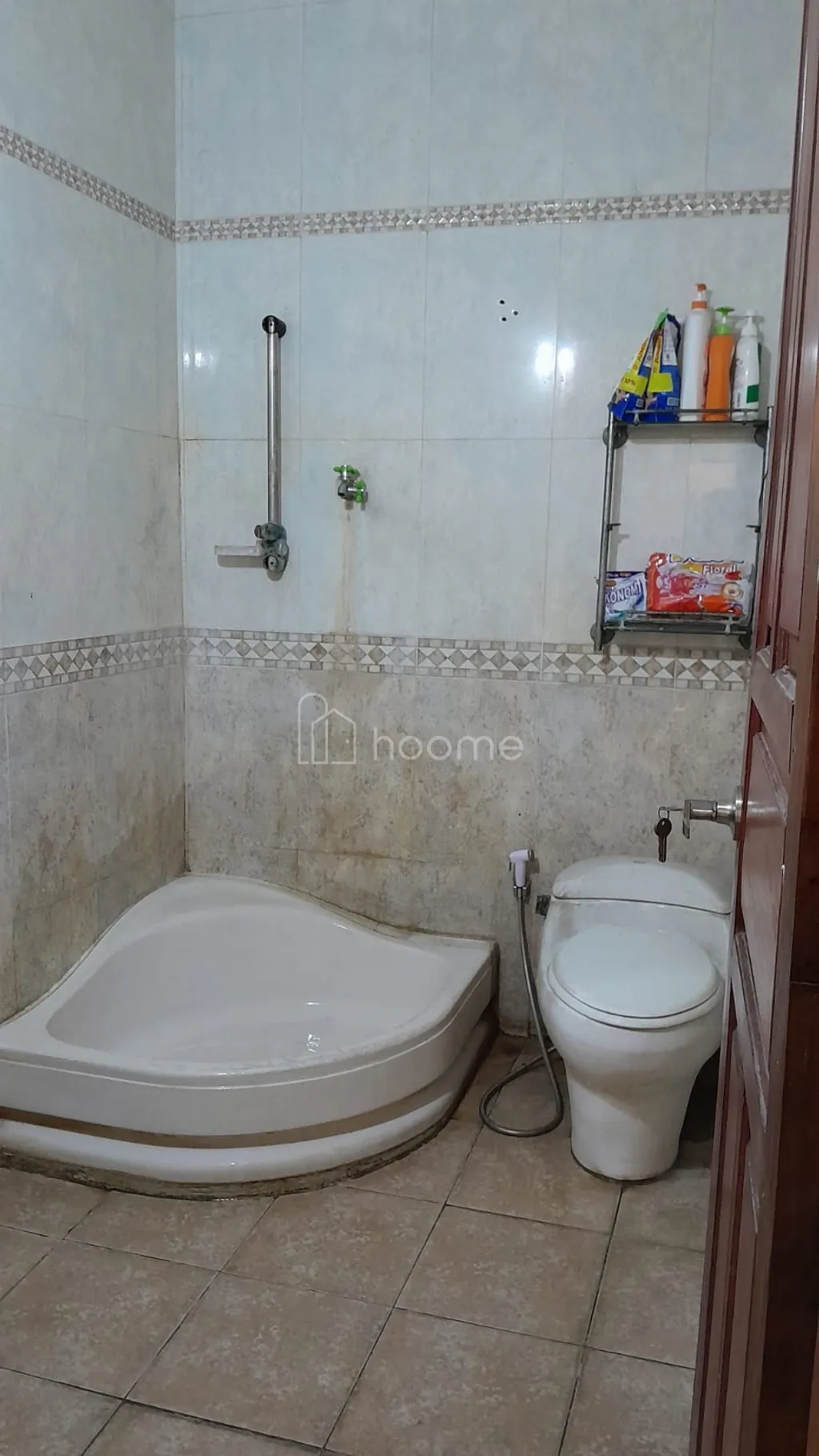 Dijual Rumah Asri 301m2 6 kamar tidur Depan RPTRA