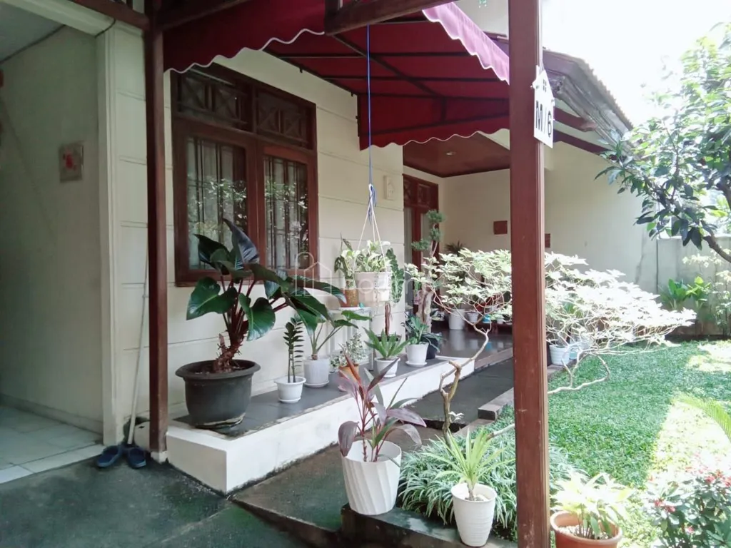 Rumah dijual dalam perumahan taman rempoa indah. Tangsel