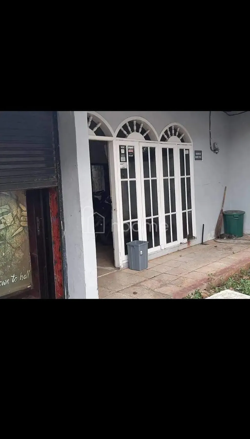 Dijual Rumah Apa Adanya di Pondok Kelapa – Potensi Besar untuk Investasi