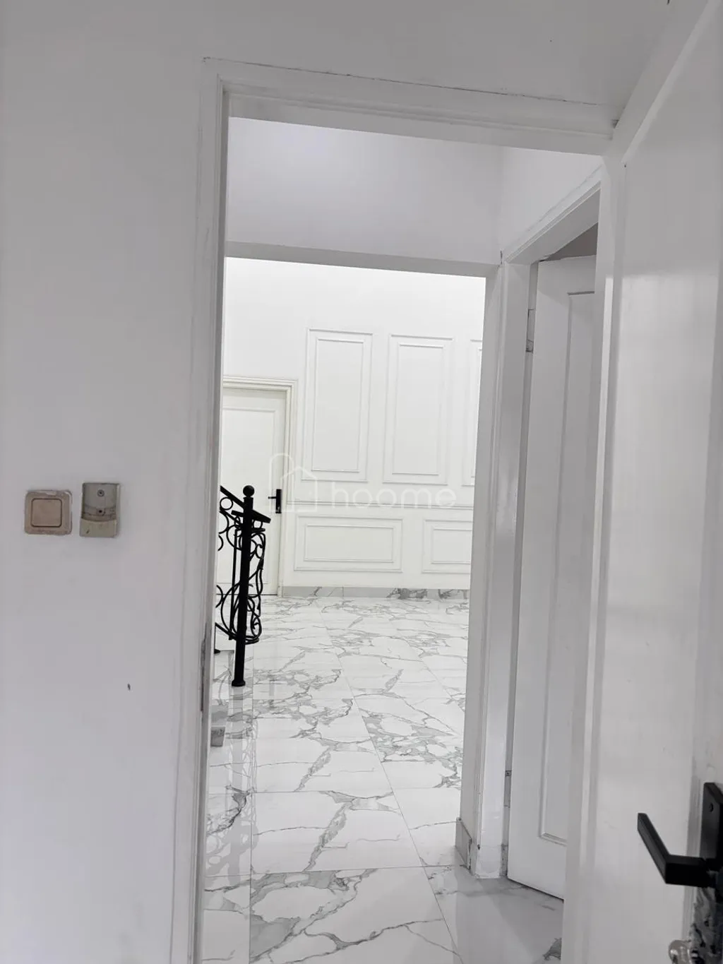 Dijual Rumah 2 Lantai Bekasi Pusat Kota Lokasi Strategis Negotiable