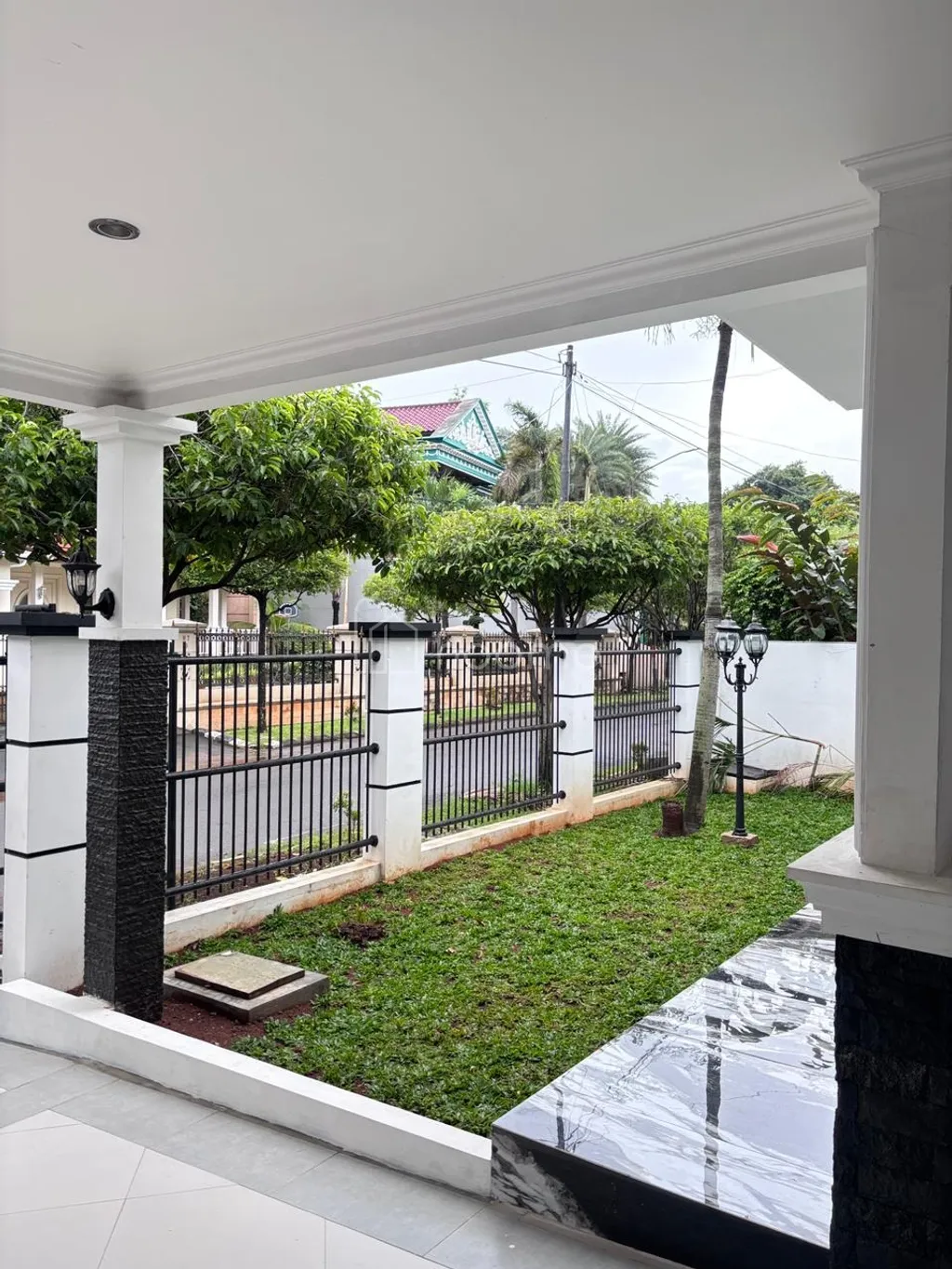 Dijual Rumah 2 Lantai Bekasi Pusat Kota Lokasi Strategis Negotiable