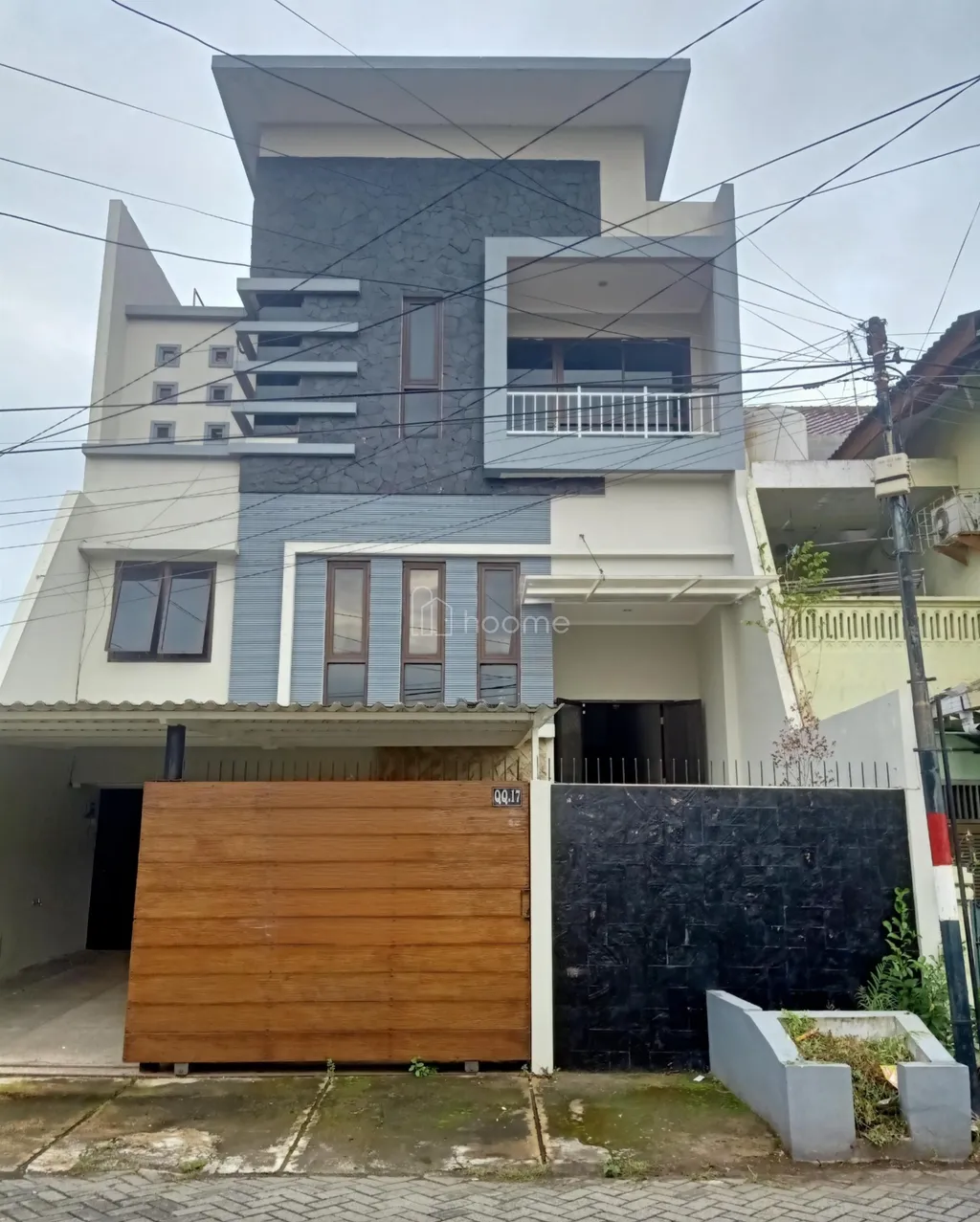 Dijual Rumah Satelit Timur 3Lt Murah Furnished Bebas Banjir Siap Huni