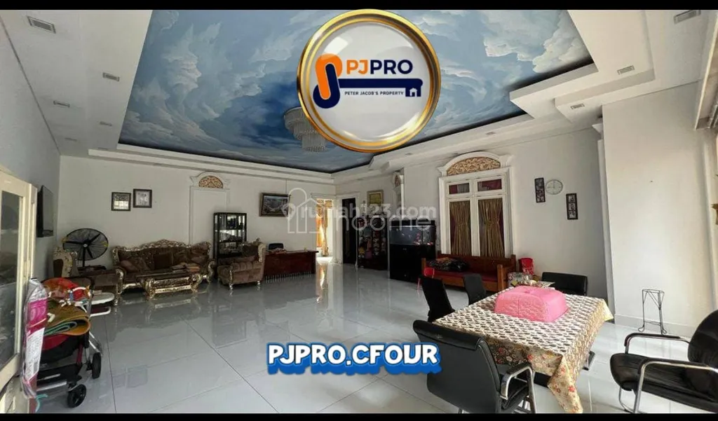 Dijual Rumah Mewah Private Kolam Renang di Duren Sawit Jakarta Timur