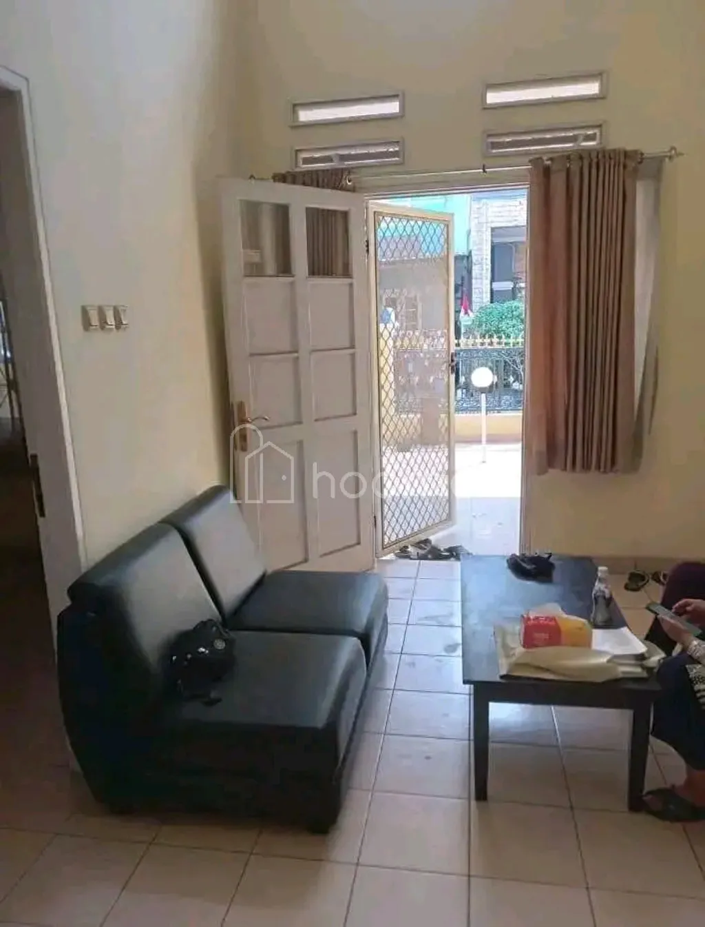 Rumah 1 Lantai Siap Huni Taman Royal 2, Dekat KRL, Dekat Tol, Dekat Pusat Bisnis, Dekat Pusat Kota