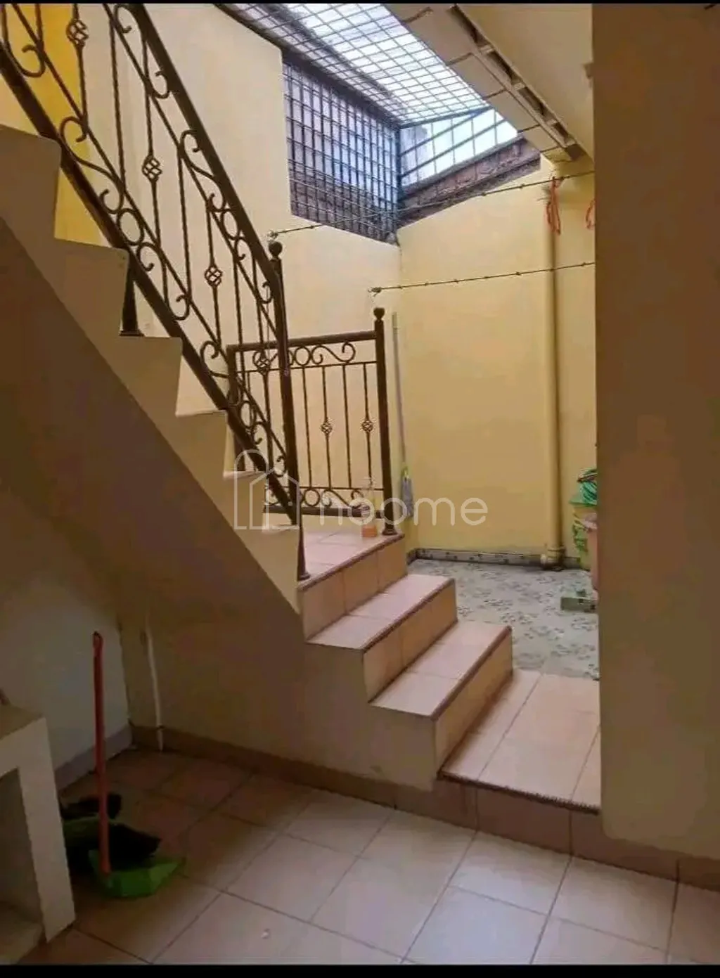 Rumah 1 Lantai Siap Huni Taman Royal 2, Dekat KRL, Dekat Tol, Dekat Pusat Bisnis, Dekat Pusat Kota