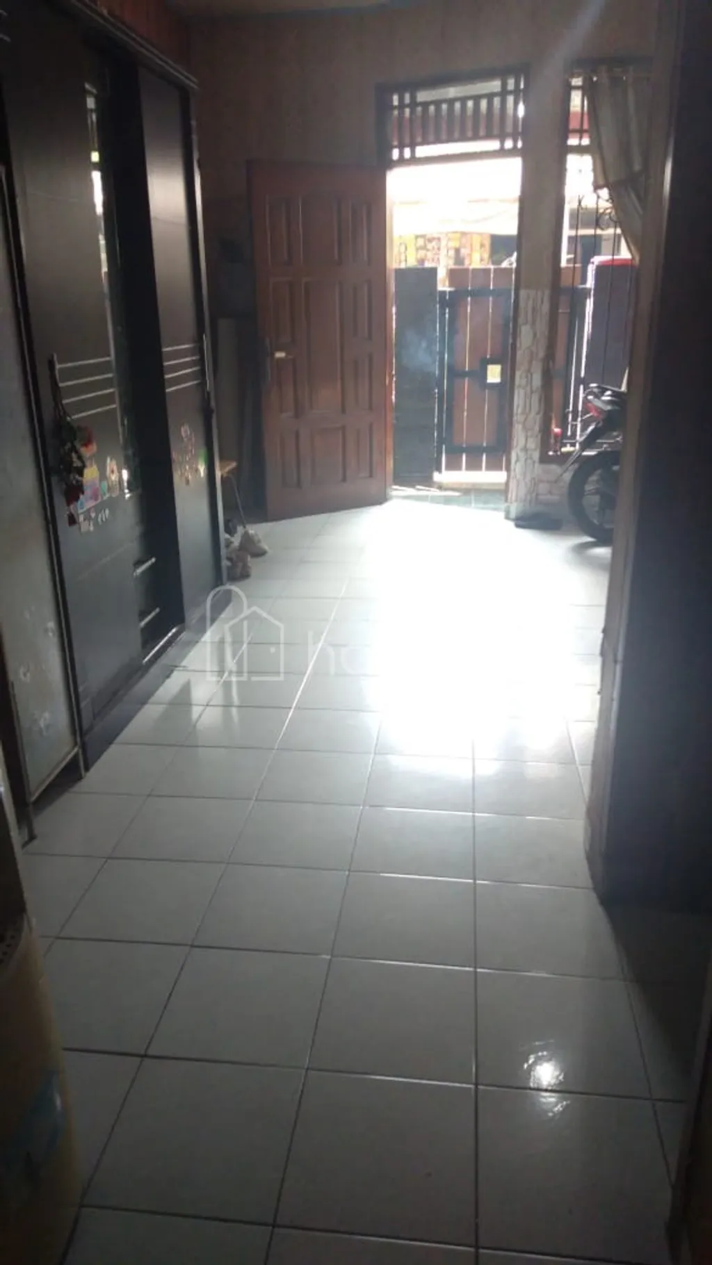 Disewakan rumah 2 lantai