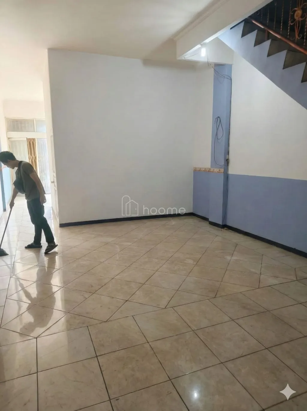 Disewakan Ruko 3 Lantai di Cibubur (Bekasi)