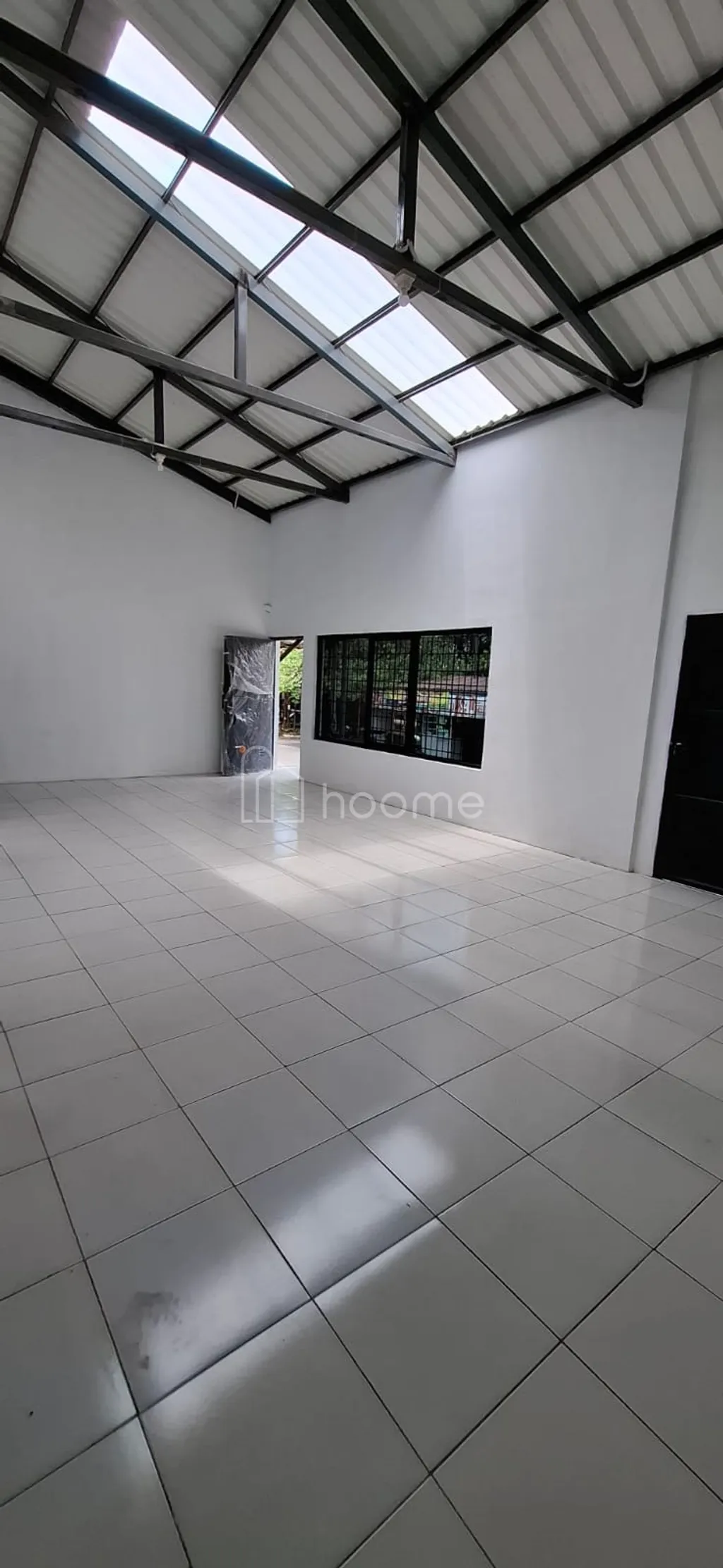 Disewakan tempat usaha pinggir jalan di bandung kota