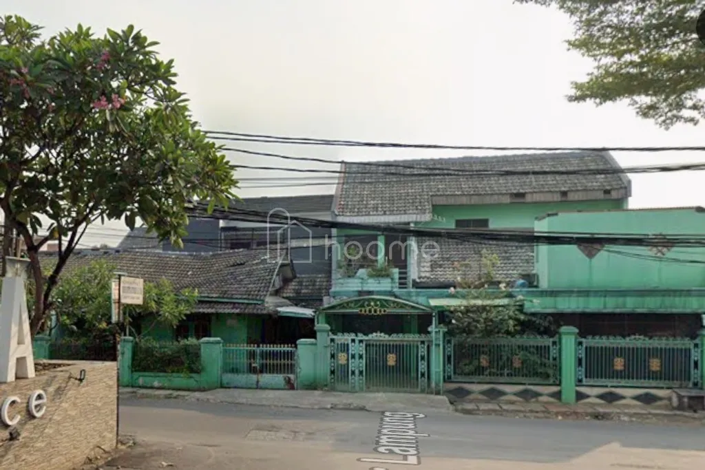 Rumah Pinggir Jalan – Lingkungan Ramai & Prospektif
