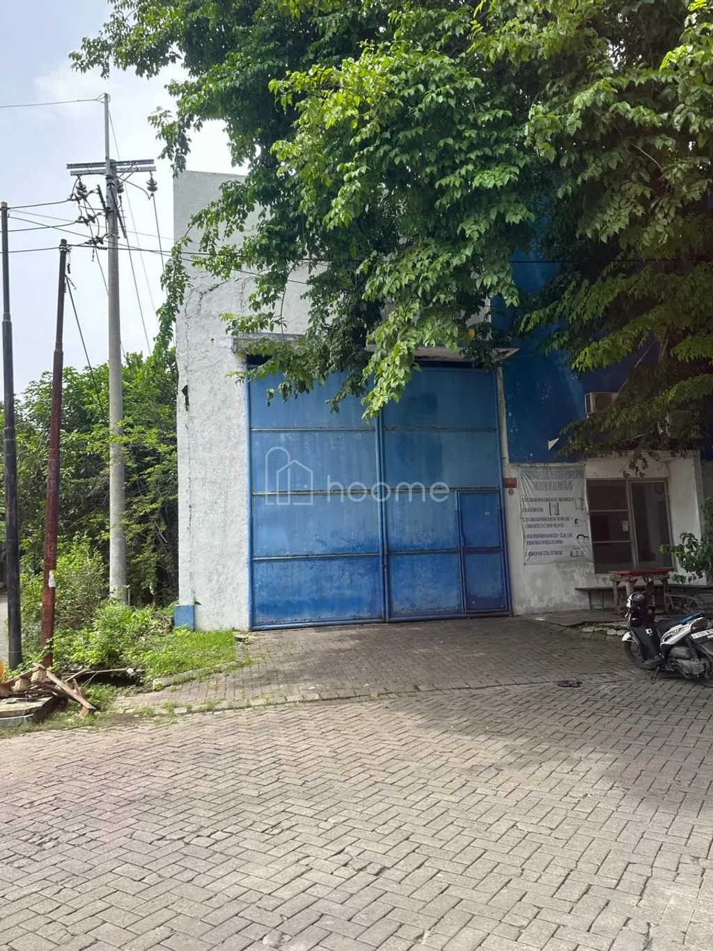 GUDANG COLD STORAGE Row jalan super lebar Posisi depan dekat pujasera