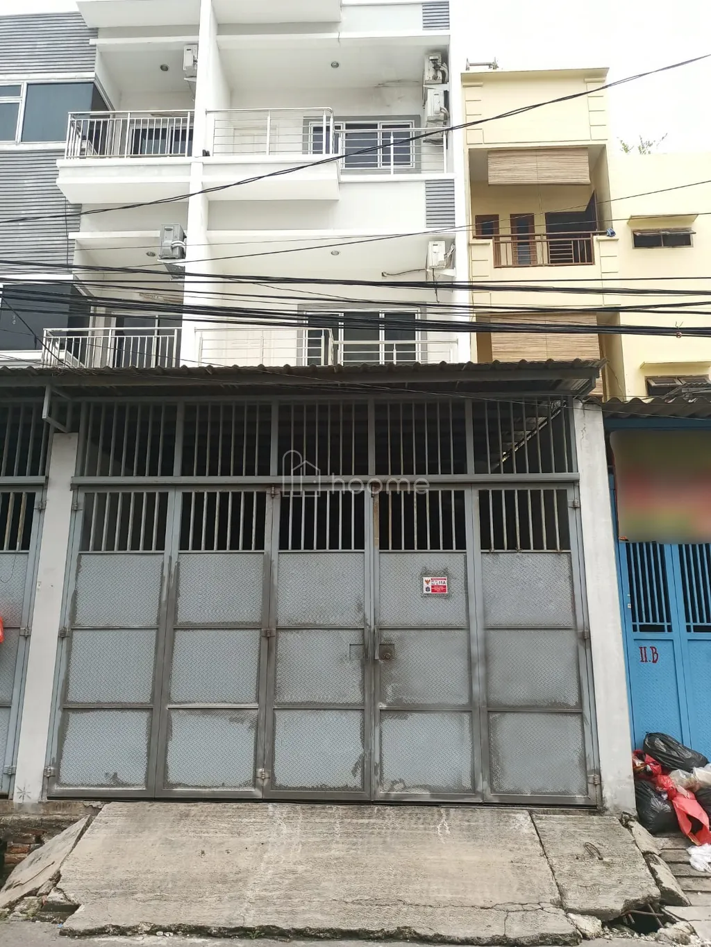 Rumah Dijual di Jalan Empang Bahagia Raya