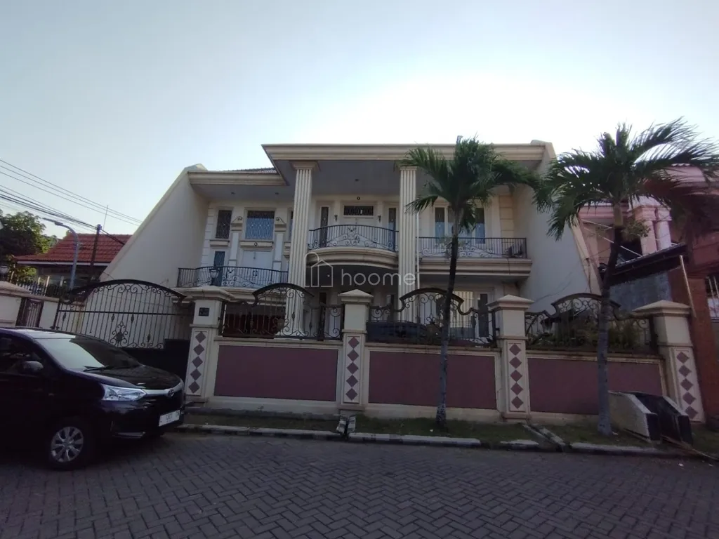 Rumah Lantai 2 Area Strategis pusat kota