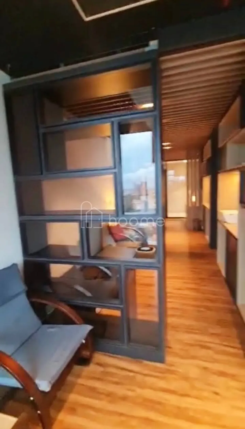 Jual RUGI OFFICE TOWER CIPUTRA WORLD Surabaya Furnish Ciamik