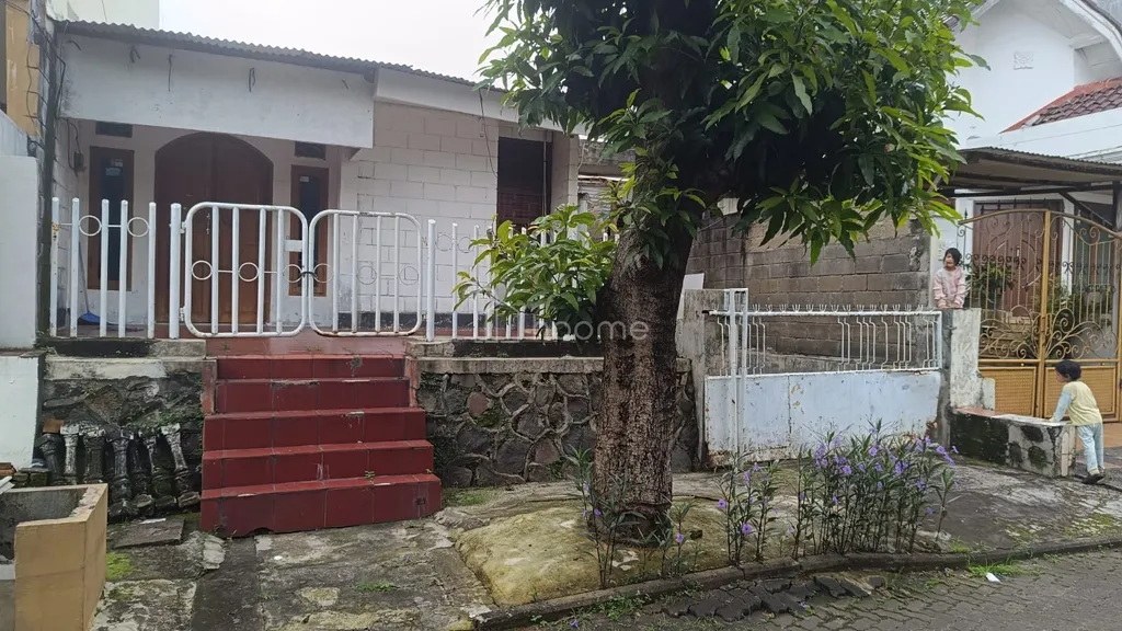 Dijual cepat Rumah di Karang Tengah, Tangerang