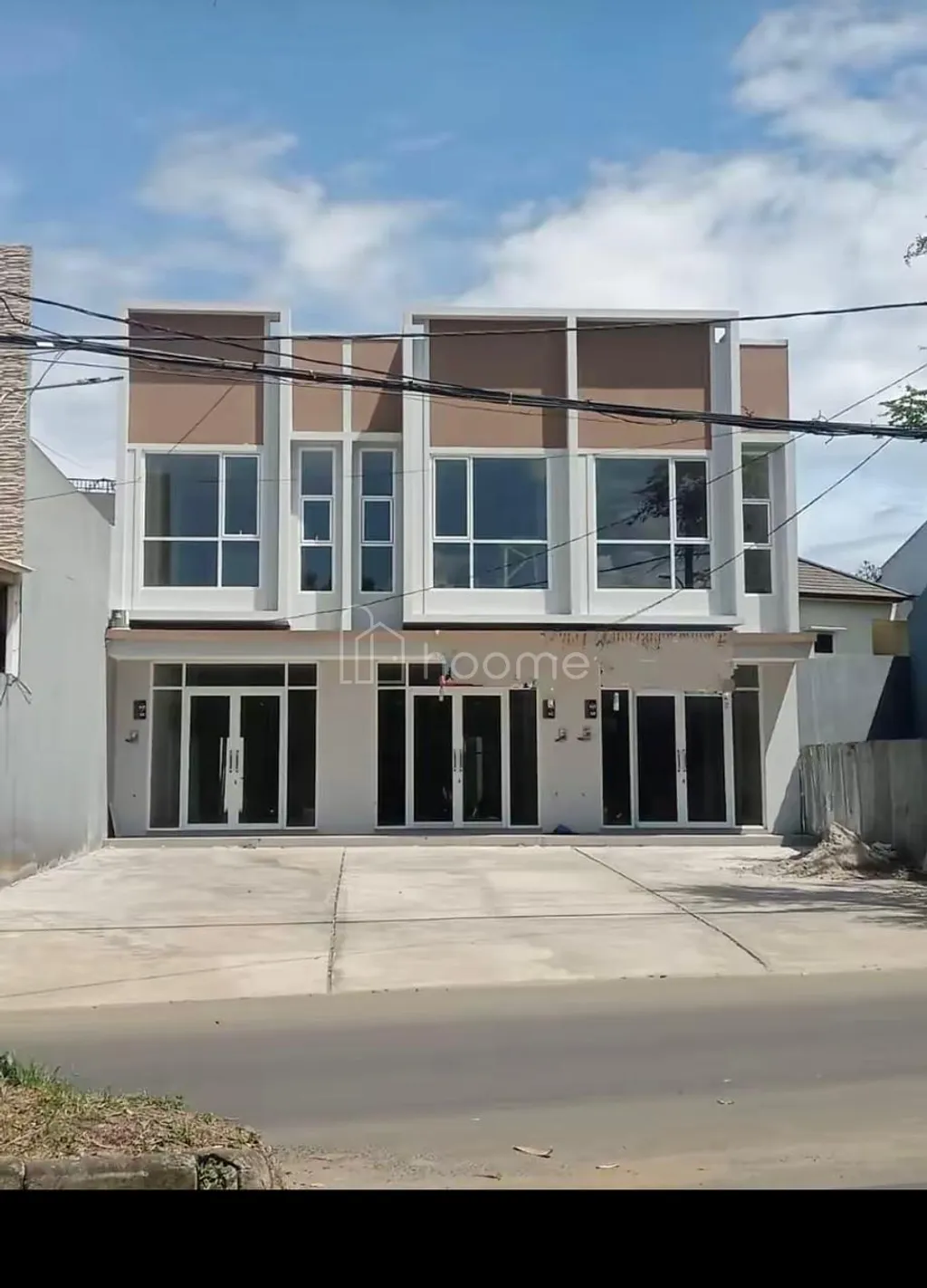 RUKO GANDENG 2 LANTAI SIAP HUNI