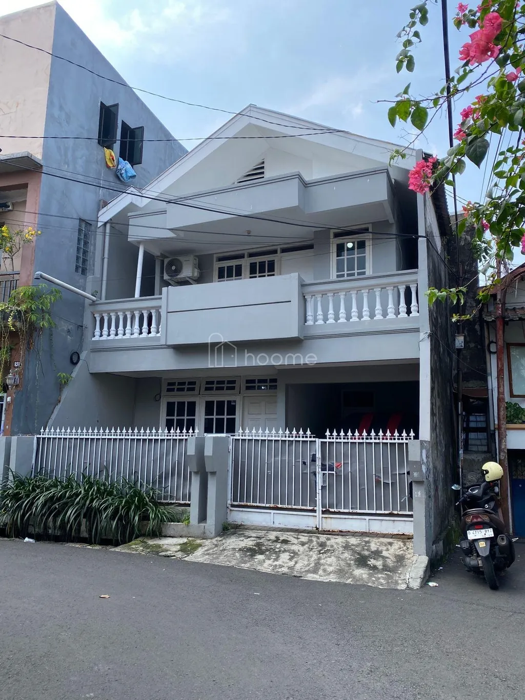 Rumah Strategis di pusat kota dijual murah