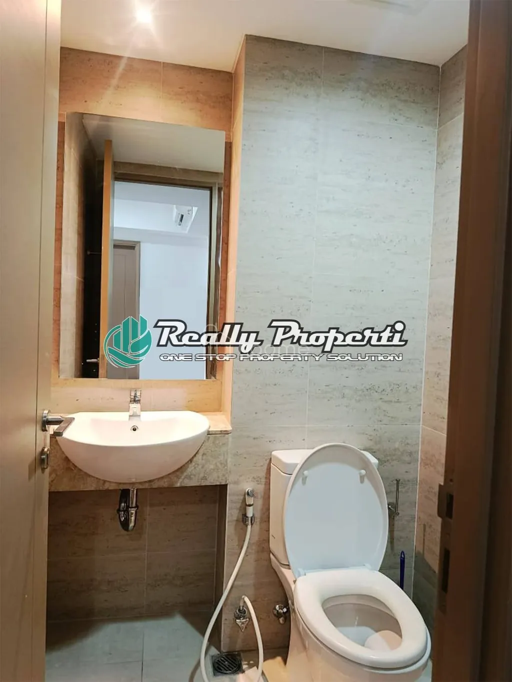 Disewakan Apartment Fully furnished Di Pantai Indah Kapuk