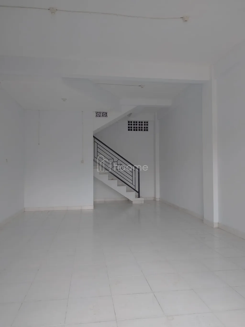 Ruko 3 Lantai Strategis di Kawasan Tohpati