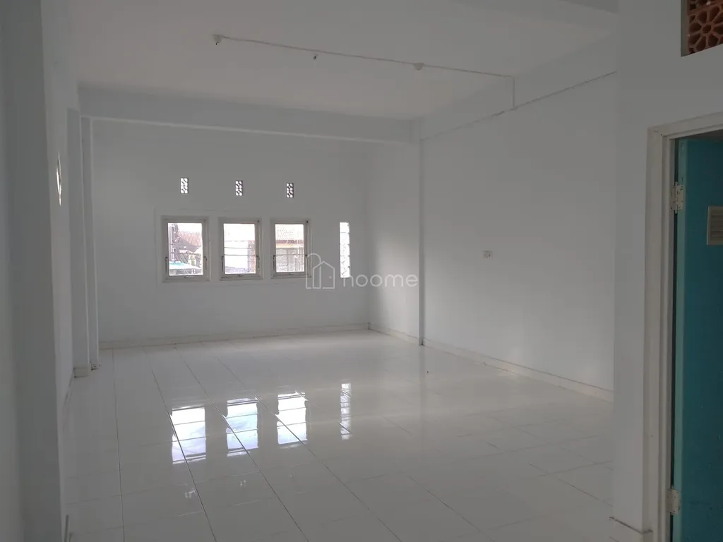 Ruko 3 Lantai Strategis di Kawasan Tohpati