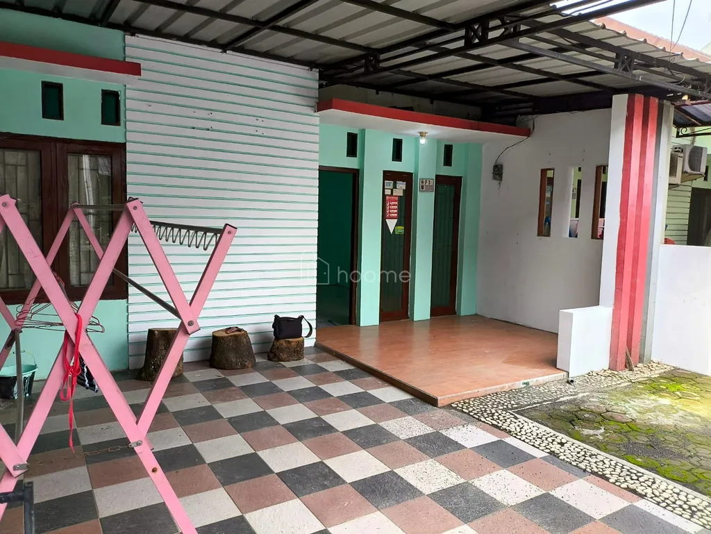 Rumah disewakan di Griya Pekapuran Indah Depok, 200m dari pintu tol Cisalak, 750m dari gerbang UIII