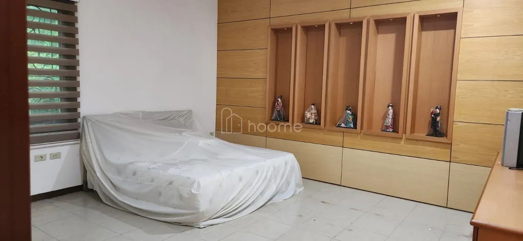 Dijual Rumah Mewah Pontianak, di Lokasi Wr. Supratman, Strategis, Pusat Kota — foto 4 dari 4