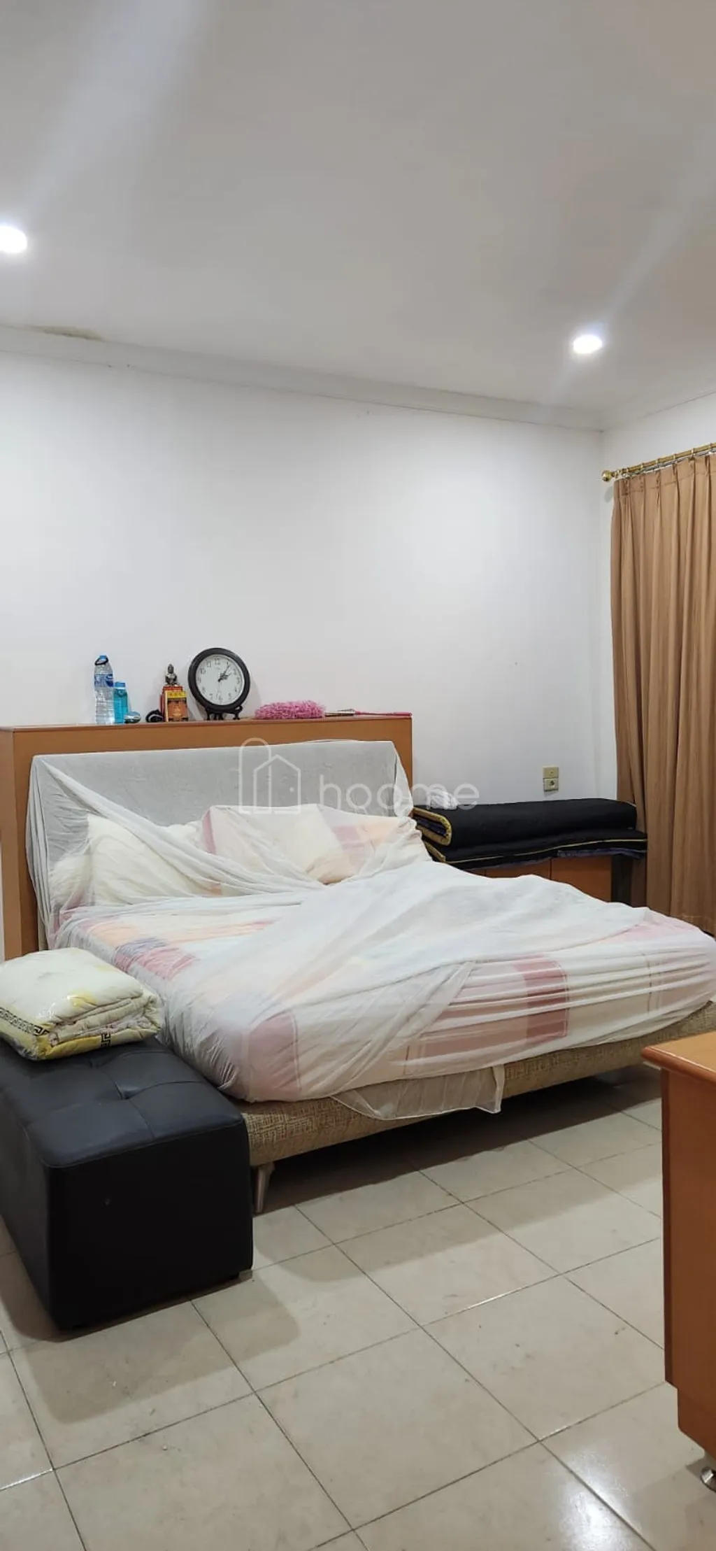 Dijual Rumah Mewah Pontianak, di Lokasi Wr. Supratman, Strategis, Pusat Kota