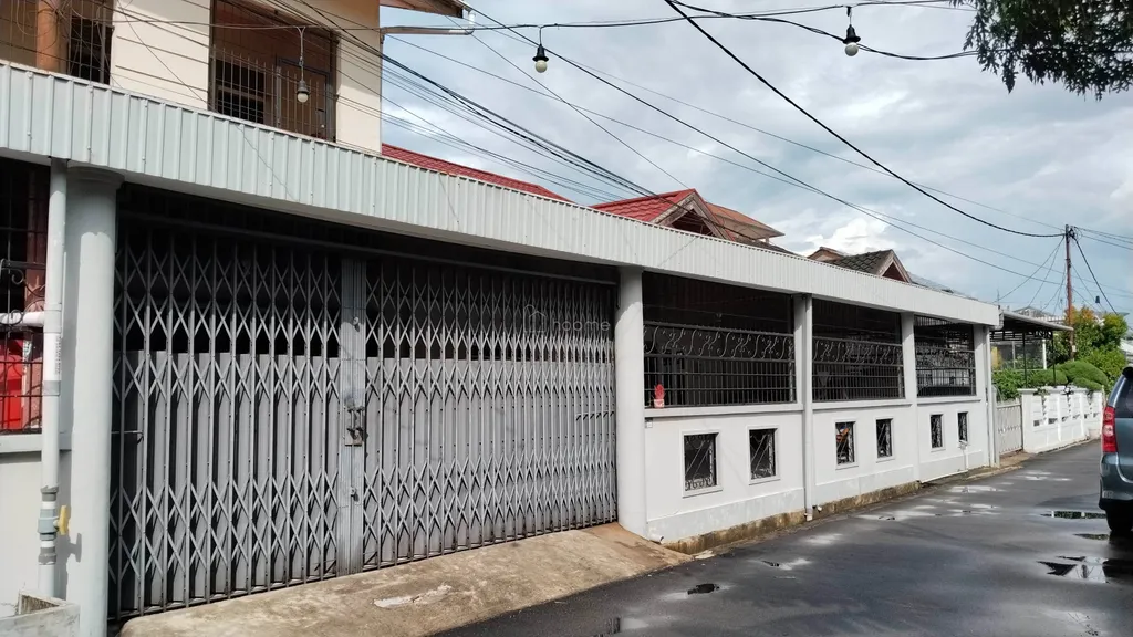 Disewakan Rumah Lengkap Dengan Perabot, Di Purnama 1 Pontianak Selatan, Lokasi Akses Setrategis , Dekat Sekolah, Mall