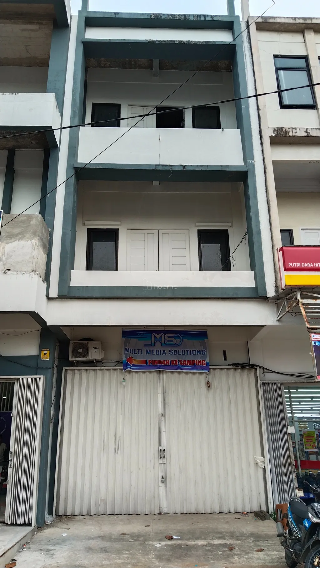 Disewakan Ruko Siap Pakai di Putri Dara Hitam Pontianak, Lokasi Setrategis, Dekat Kuliner dan Pusat Pembelanjaan