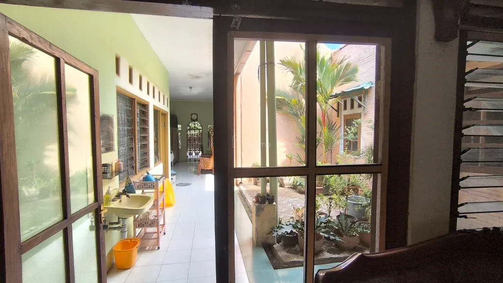 Rumah Kampung Luas dan Nyaman