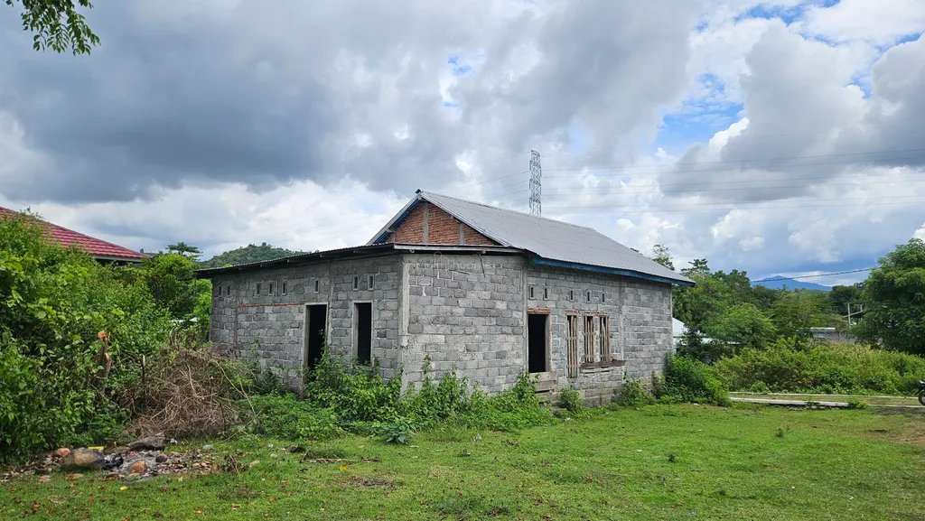 Rumah Strategis – Progres 60% | Peluang Investasi Menarik!