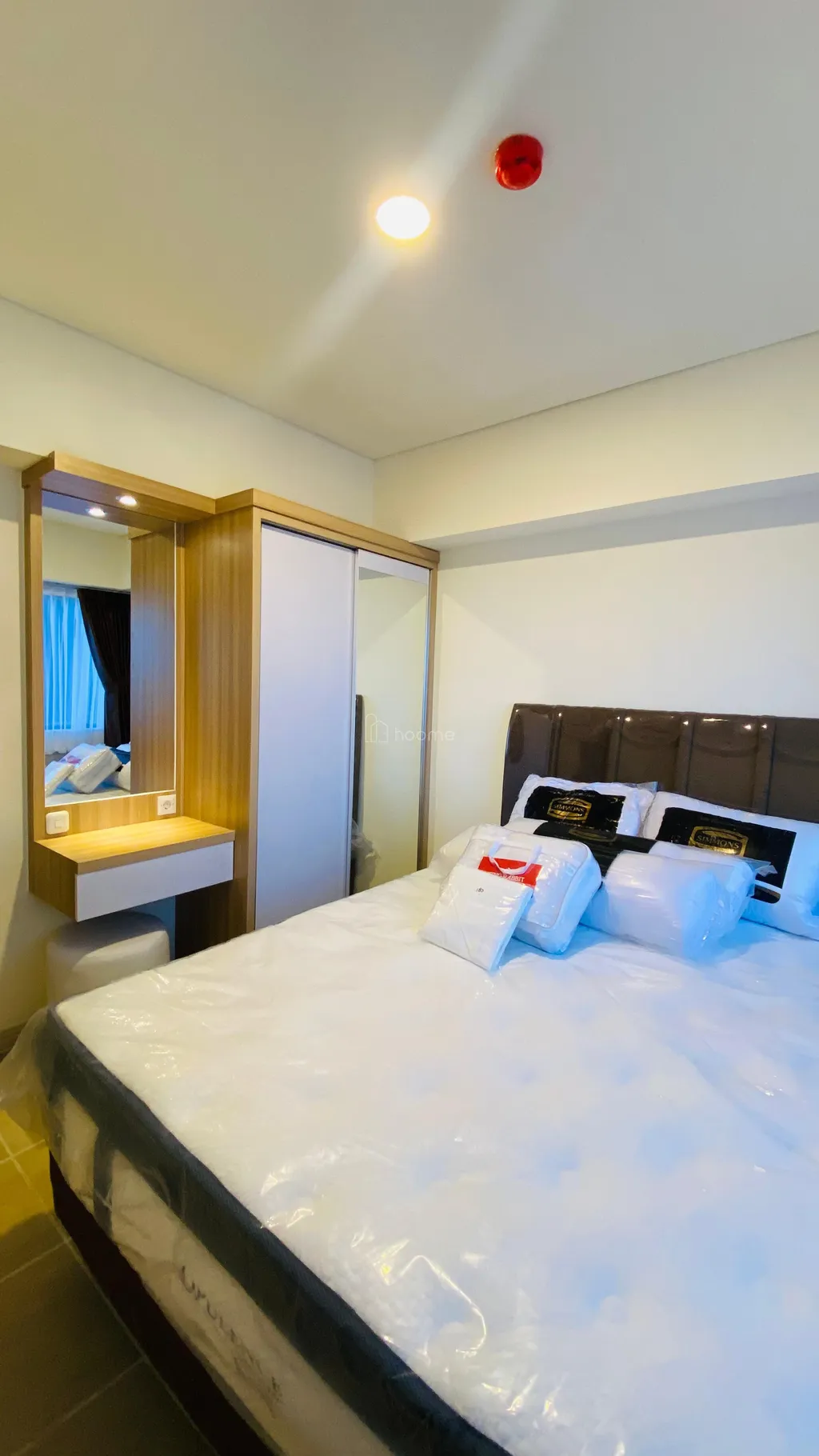 2BR BRAND NEW APARTEMEN MEIKARTA DISTRICT 1