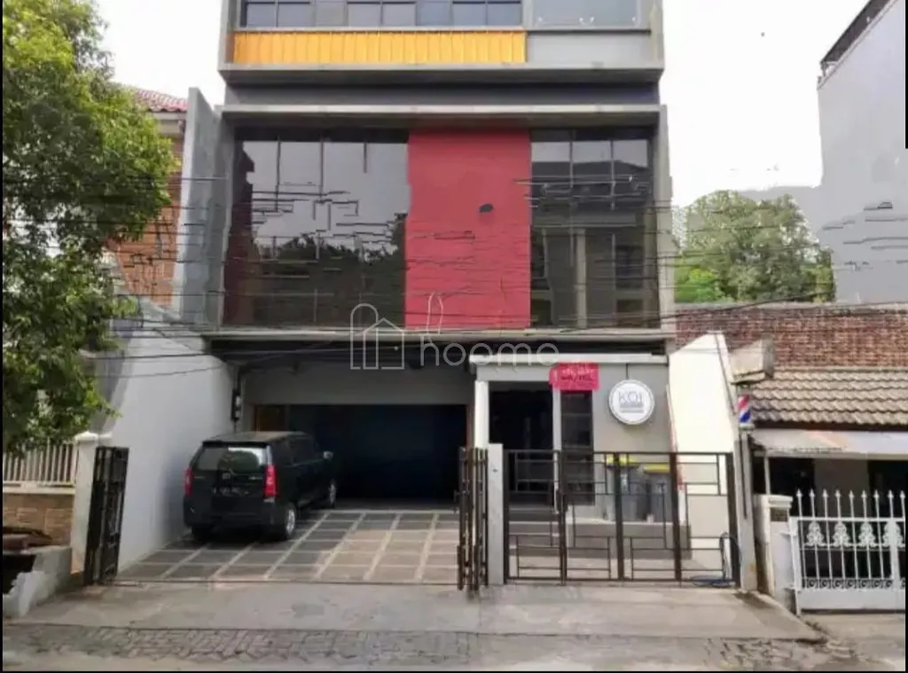 Dijual Gedung Kantor 4 Lantai di Benhil Jakarta Pusat, Dengan Parkiran Luas